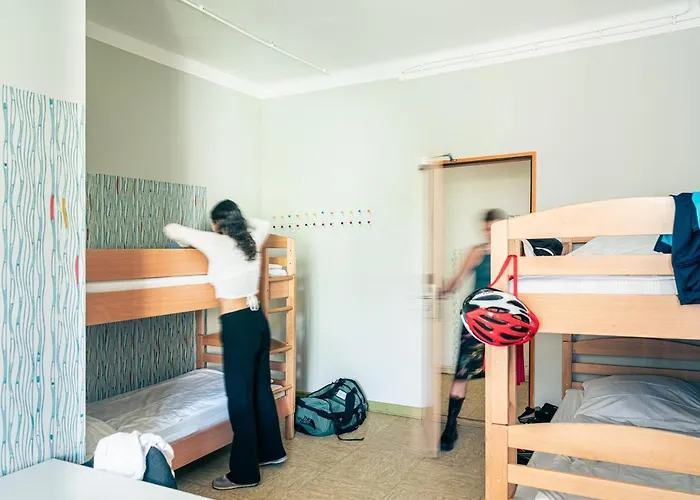 Three Little Pigs Hostel - Your Berlin Castle